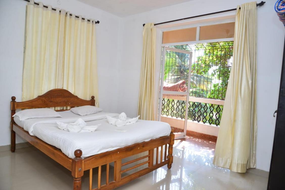Cliff Heaven 2 Bhk Ac Apartment Orlim Εξωτερικό φωτογραφία